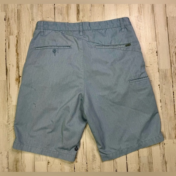 Volcom Shorts Men's Size 34 Blue Flat Front Cotton Blend - Picture 7 of 9